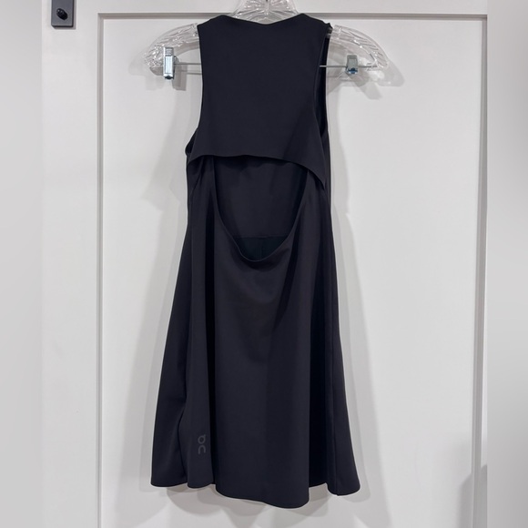 Run On Cloud Classic Black Sleeveless A-Line Dress Size S - Picture 2 of 8